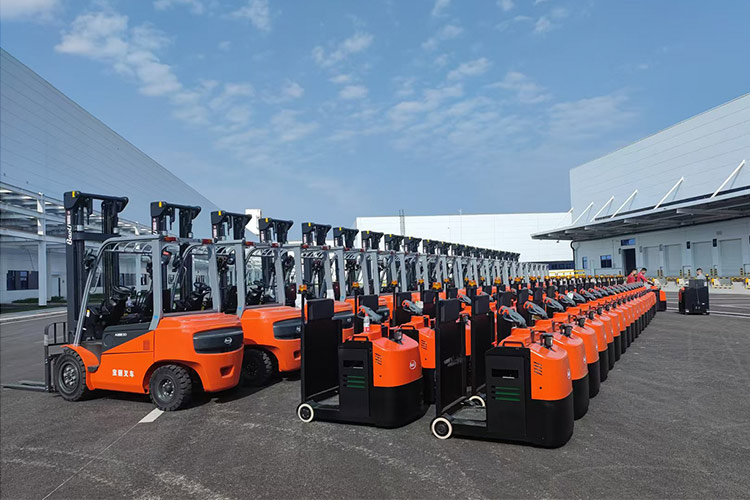 Xe nâng điện Baoli