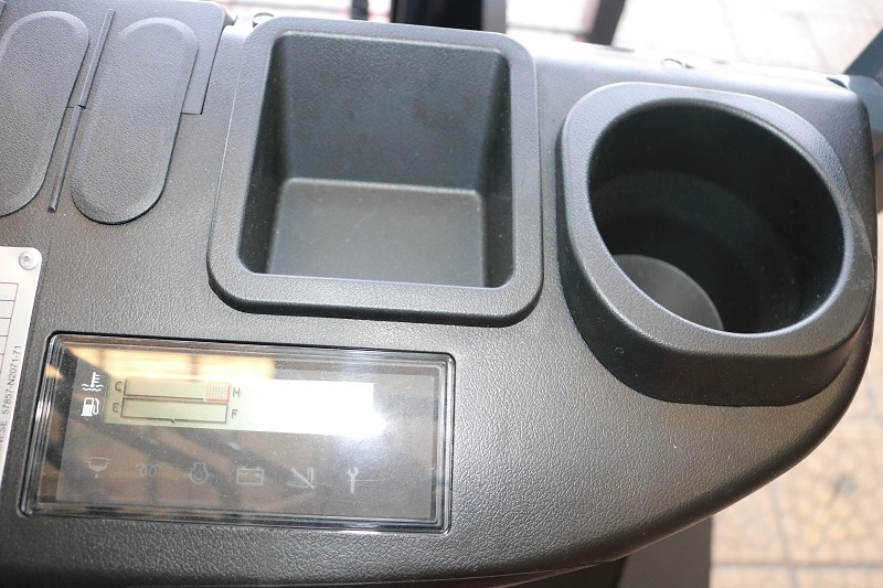 Đồng hồ hiển thị đa dạng trên xe nâng Toyota