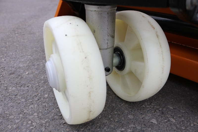 Bánh xe nâng tay giá rẻ 3 tấn hiệu Interlift