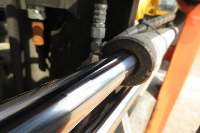 Xy lanh thủy lực xuất hiện tiếng kêu