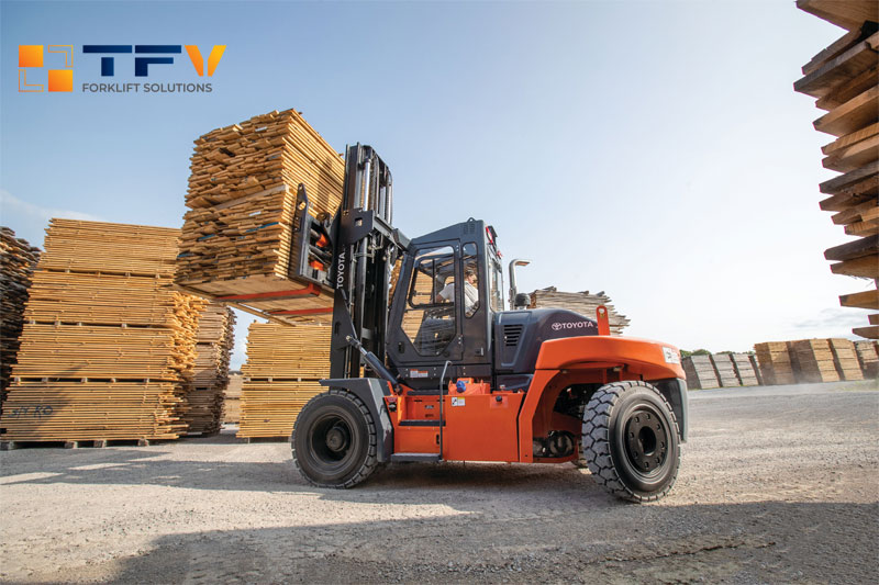 Xe nâng hoạt động trong ngành gỗ - nội thất có những yêu cầu cụ thể