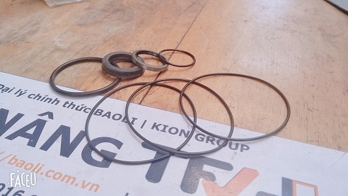 Phớt bớt lái bằng kim loại