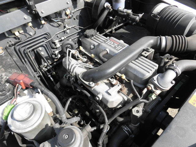Động cơ xe nâng đầu kéo 2.5 tấn Toyota 2TD25. Sản xuất 2007