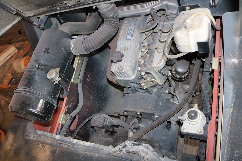 Động cơ xe nâng hàng