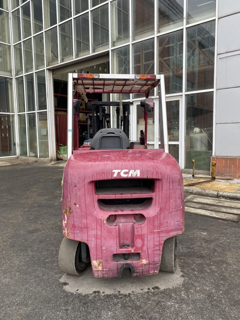 Đối trọng xe nâng dầu cũ 3.0 tấn TCM FA30D.