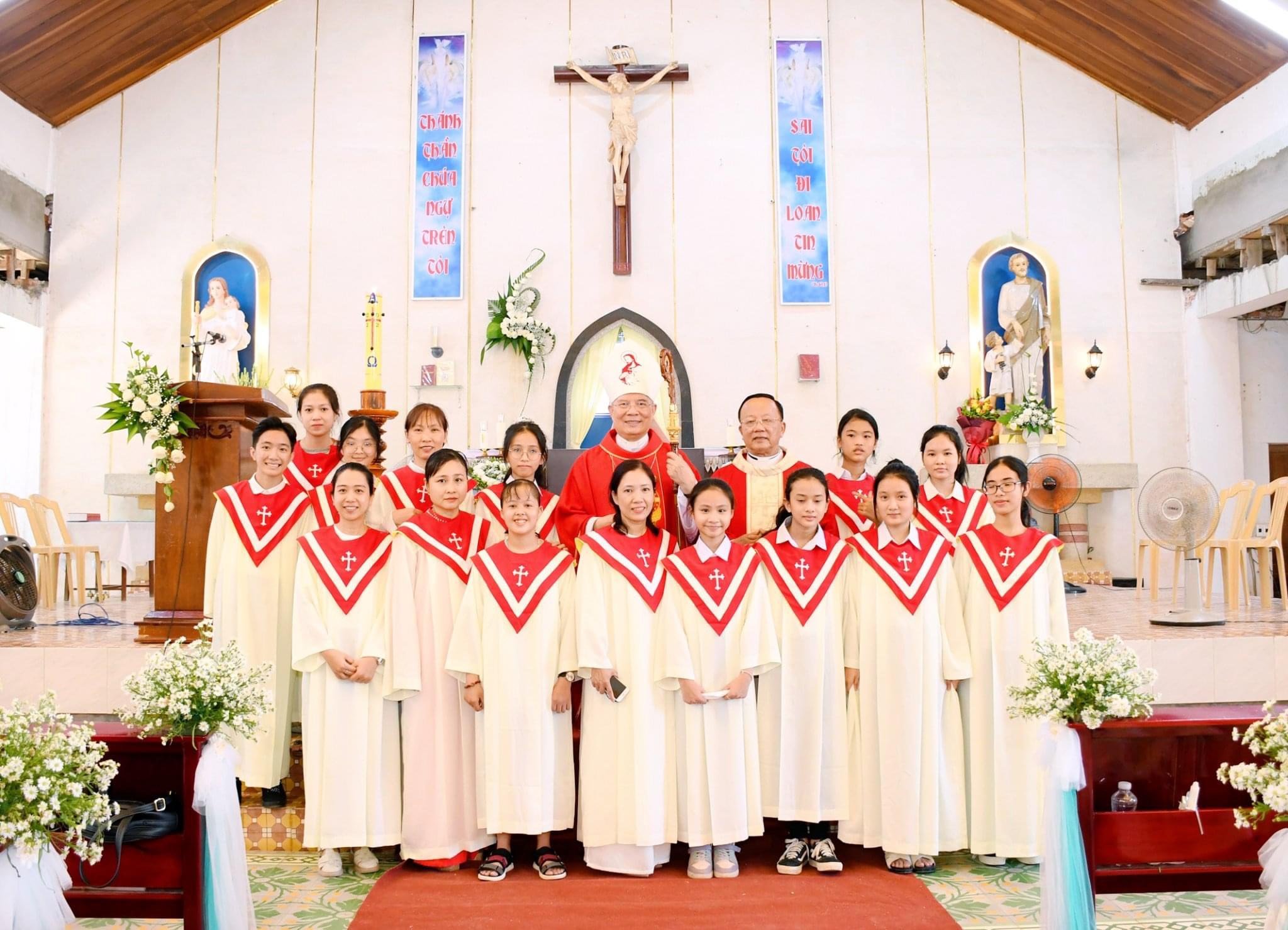 Áo đồng phục ca đoàn Goretti