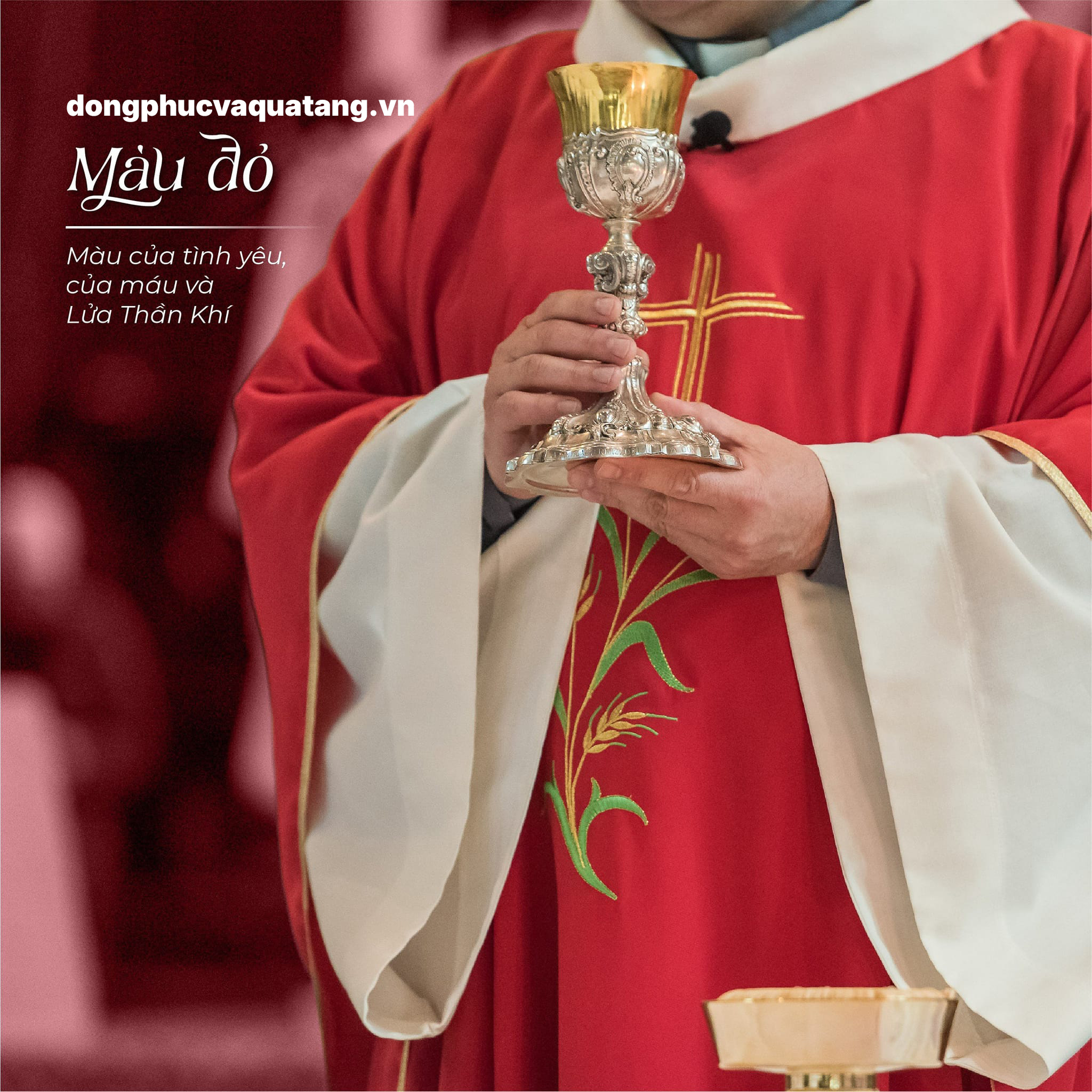 Áo lễ Linh Mục dâng lễ tại nhà thờ