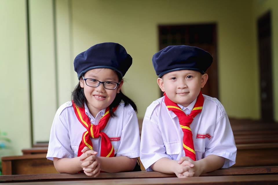 áo thiếu nhi thánh thể