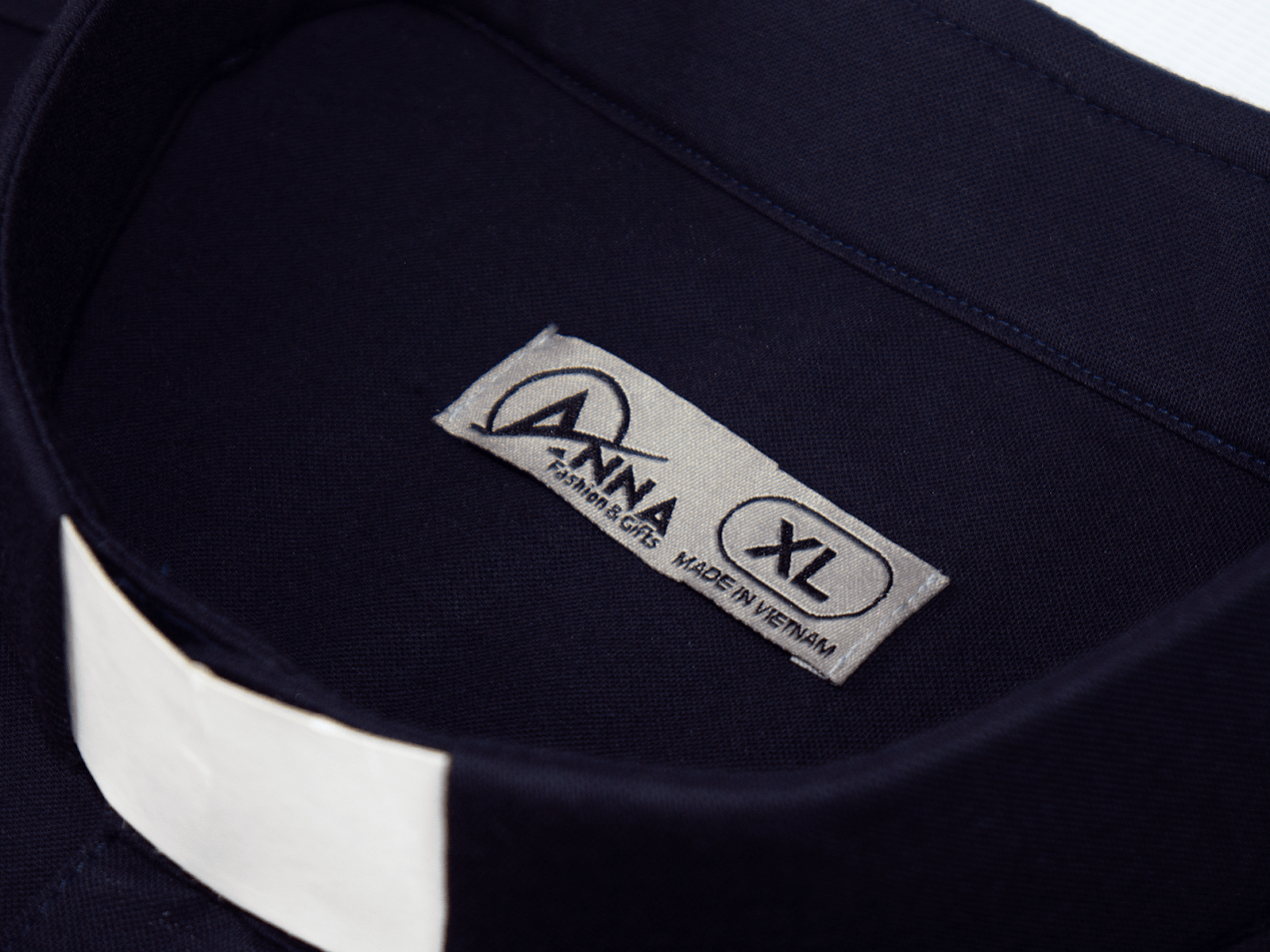 Cổ áo thun cổ côn thương hiệu Anna