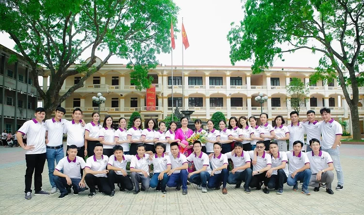 Áo thun đồng phục họp lớp ký niệm