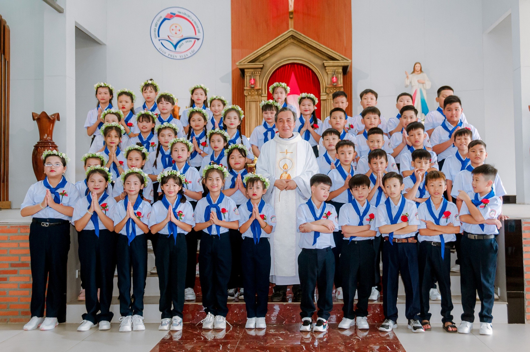 Ngành Thiếu Thiếu Nhi Thánh Thể Việt Nam