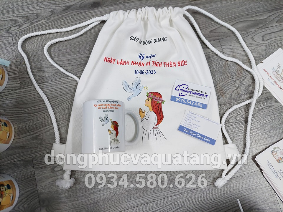 Balo túi rút quà tặng thêm sức kỷ niệm ngày lãnh nhận bí tích thêm sức