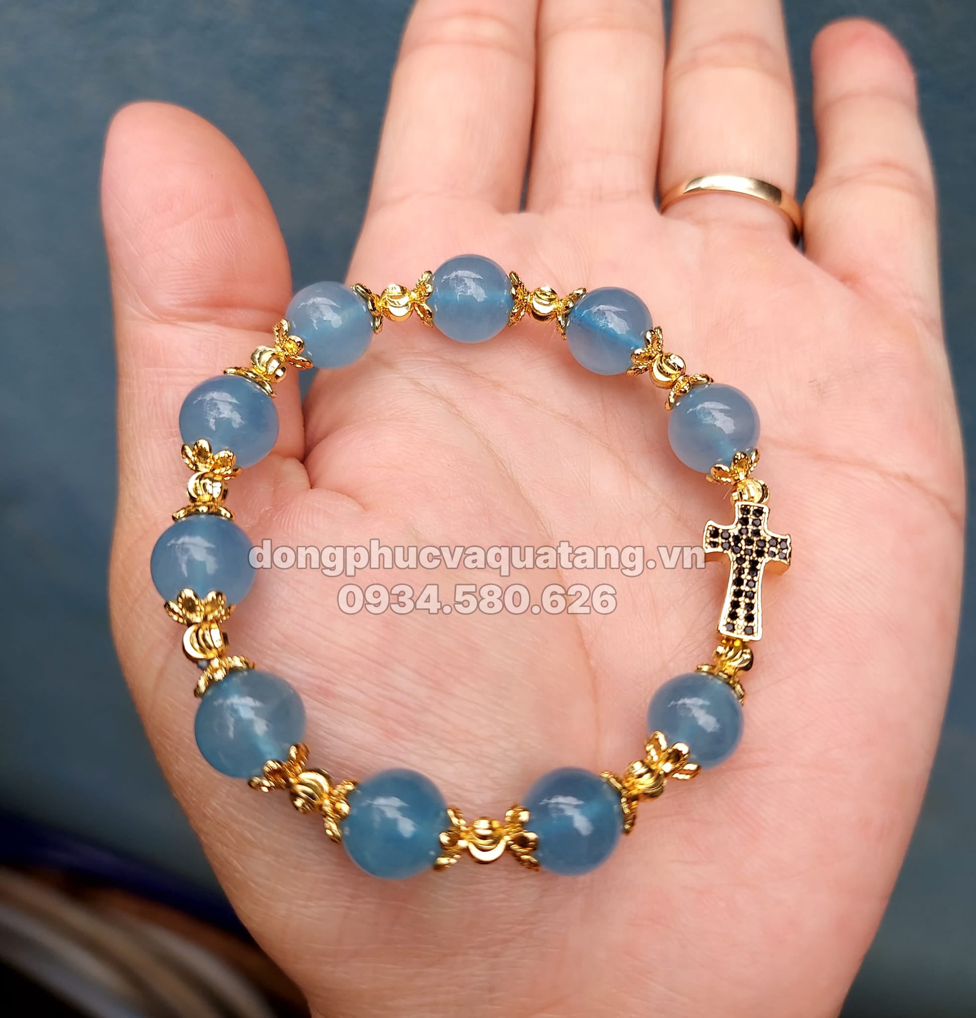 Vòng tay quà tặng Công Giáo món quà ý nghĩa cho người Công Giáo