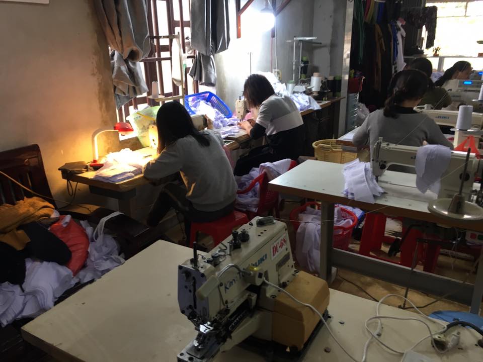 xưởng may áo thiếu nhi Thánh Thể giá rẻ