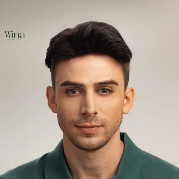 Các kiểu tóc giả nam undercut giúp che phủ hiệu quả vùng tóc thưa hoặc hói, mang lại diện mạo tự tin và cuốn hút cho người dùng