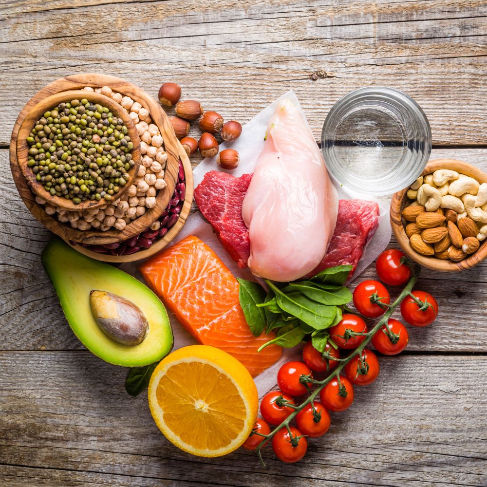 Tăng cường Biotin, Omega-3, Kẽm và các thực phẩm giàu chất chống oxy hóa để nuôi dưỡng nang tóc từ bên trong