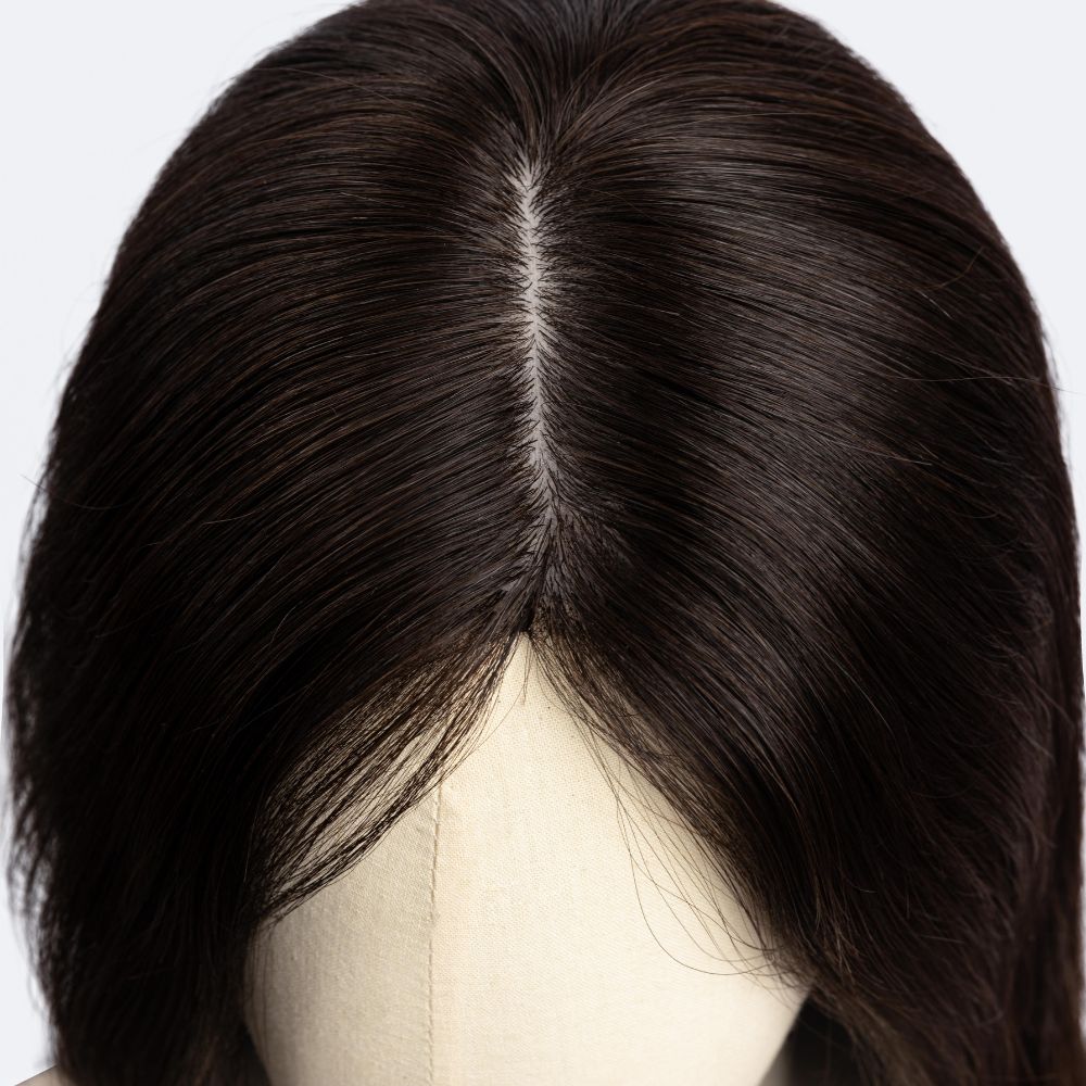 Không chỉ là phụ kiện che khuyết điểm cho người bị hói hay tóc thưa, Wigs Human Hair còn được xem là một món "trang sức" đẳng cấp, giúp thay đổi diện mạo một cách hoàn hảo nhất