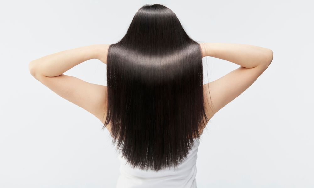 Bổ sung đủ dinh dưỡng để mái tóc luôn bóng khỏe và chắc chắn