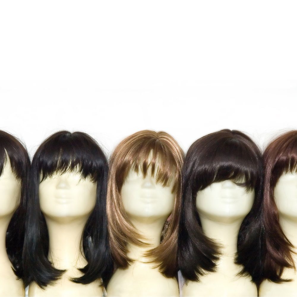 Sợi tơ nhân tạo kém chất lượng thường có độ bóng quá mức, trông rất giả dưới ánh nắng mặt trời