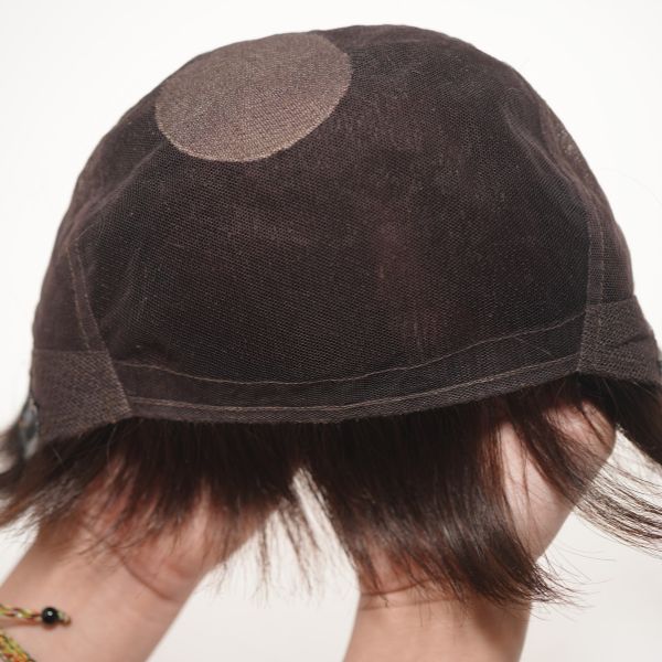 Tóc giả nguyên đầu giúp họ duy trì vẻ ngoài tự nhiên và nâng cao tinh thần