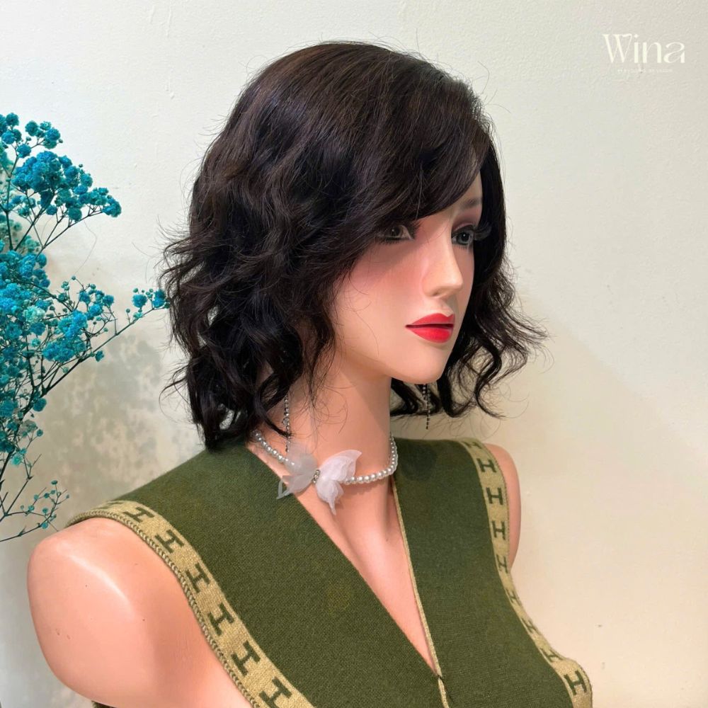 Tại Wina, tóc giả là phụ kiện thời trang cao cấp (High-end Fashion), giúp bạn hoàn thiện diện mạo chỉ trong tích tắc