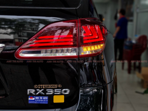 Lắp cặp đèn lái sau led 2016, chắn bùn theo xe LEXUS RX350