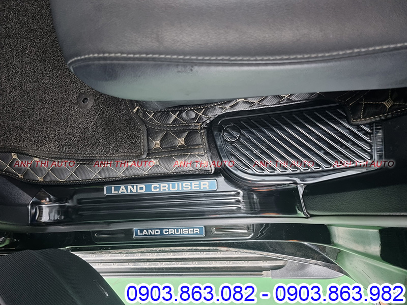 nẹp bước chân toyota land cruiser
