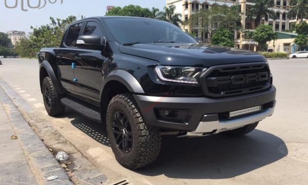 Màu đen của bán tải Ranger Raptor