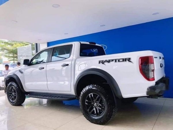 Phần thân xe Ranger Raptor