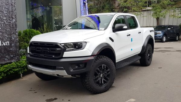 Bán tải Ranger Raptor màu trắng
