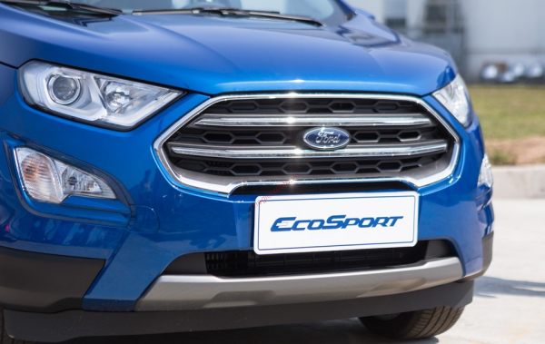 Đèn pha và lưới tản nhiệt Ford Ecosport 2022