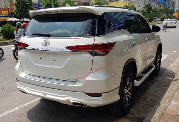 cản sau Body kit Lexus FreeForm độ cho Toyota Fortuner 2021