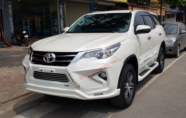 Body kit Lexus FreeForm độ cho Toyota Fortuner 2021