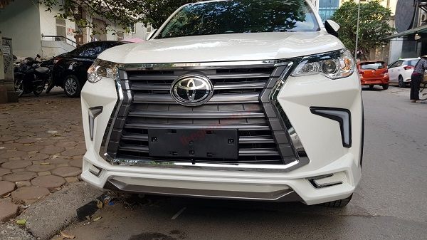 mặt ca lăng Body Kit Lexus LX570 độ xe Fortuner