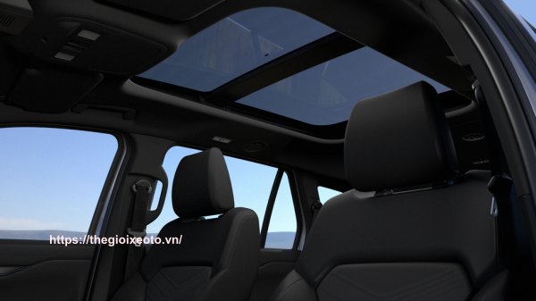 cửa sổ trời Ford Everest 2023