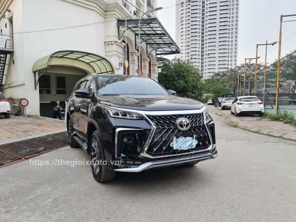 độ Fortuner 2021 lên Lexus LX570 Sport