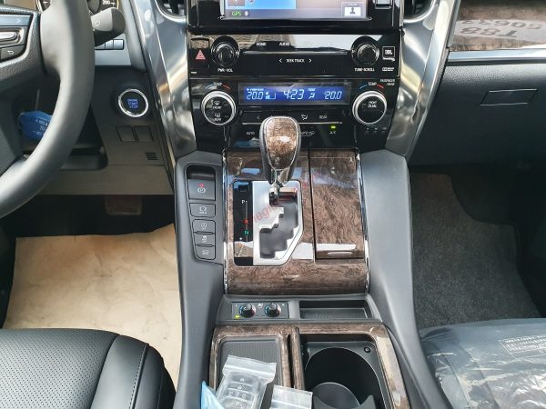 hộp số Alphard 2020