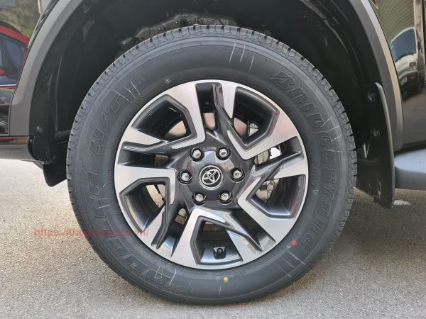 mâm xe toyota fortuner legender 2022