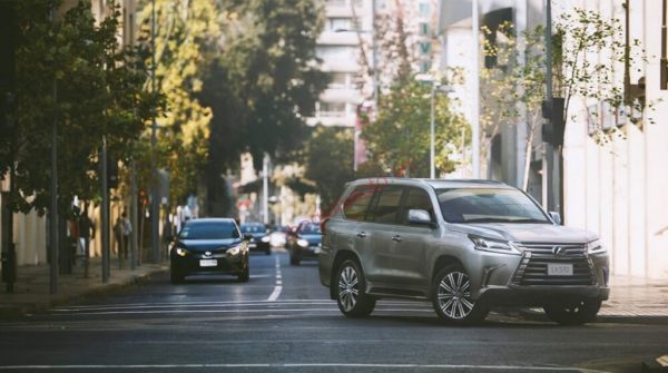 thông số kỹ thuật lexus lx570 2020