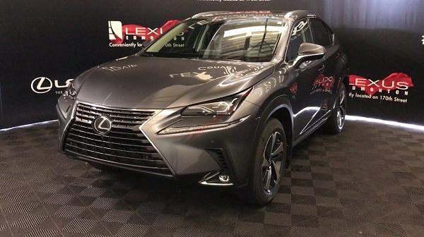 đánh giá xe Lexus NX 300