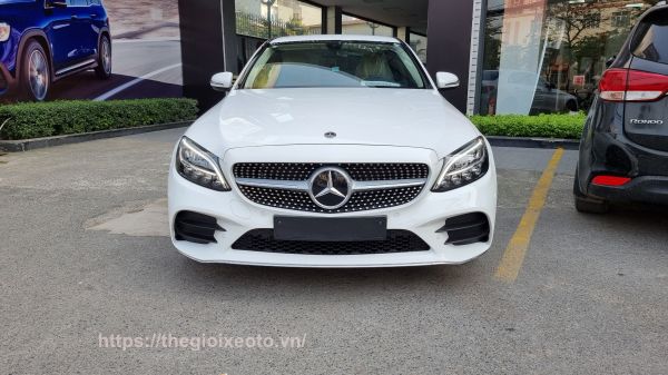 Mercedes C180 AMG 2021