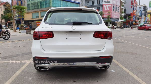 đuôi xe Mercedes GLC200 4Matic 2021