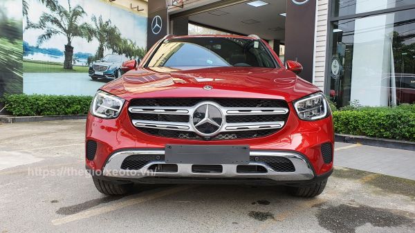đầu xe Mercedes GLC200 4Matic 2021