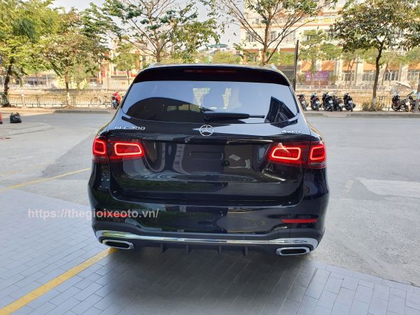 đuôi xe MERCEDES GLC300 4Matic 2021