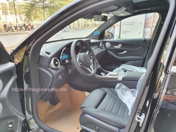 nội thất MERCEDES GLC300 4Matic 2021