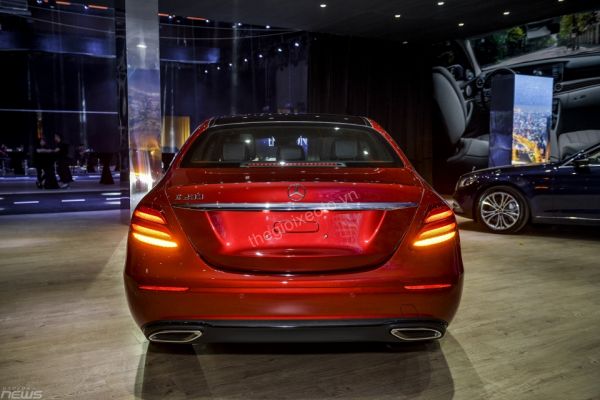 hình ảnh xe mercedes e200 sport 2019