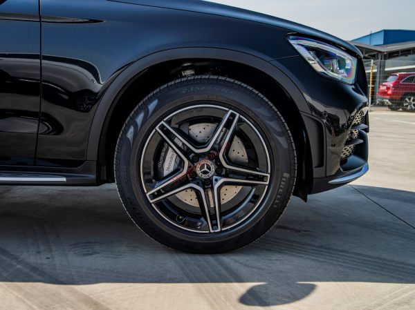 mâm xe Mercedes-Benz GLC 300 AMG 2022