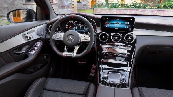 nội thất mercedes GLC 43 amg 2020