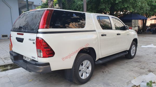 Nắp thùng cao bán tải Toyota Hilux 