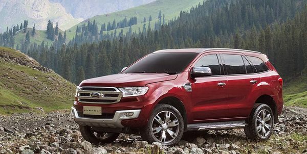 Ford Everest 2021 nhập khẩu